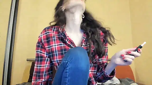 Baby Jewel online show from December 21, 2025, 11:17 am