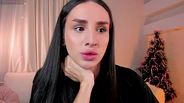 Snapshot of Kim_Oberlin_ chatting on December 22, 2025, 4:15 pm Kim Oberlin online show from December 22, 2025, 4:15 pm