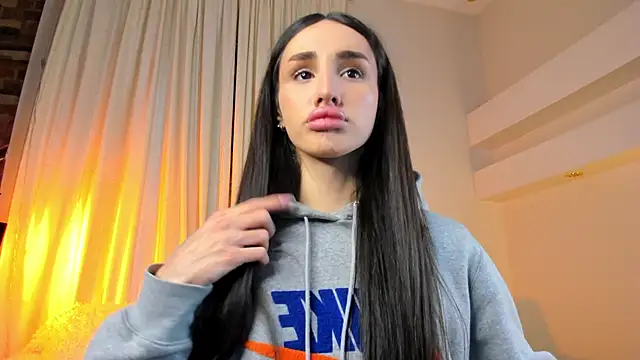 Snapshot of Kim_Oberlin_ chatting on January 11, 2026, 6:29 am Kim Oberlin online show from January 11, 2026, 6:29 am