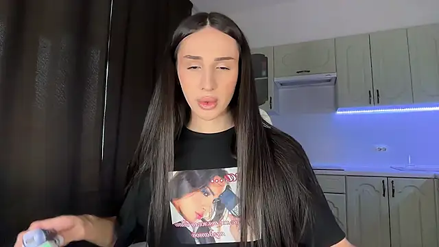 Snapshot of Kim_Oberlin_ chatting on February 27, 2026, 10:04 am Kim Oberlin online show from February 27, 2026, 10:04 am