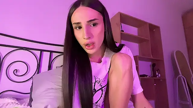 Kim Oberlin  online show from April 9, 2026, 4:01 pm