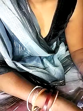 kumarigirl online show from November 9, 2025, 7:06 am