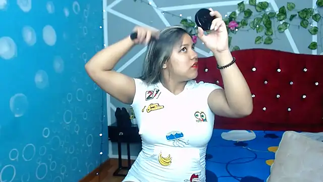 stephanieross202cl online show from February 2, 2025, 2:17 am