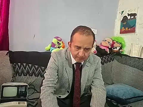 Snapshot of yazforeSolo chatting on September 12, 2025, 3:01 pm yazforeSolo online show from September 12, 2025, 3:01 pm