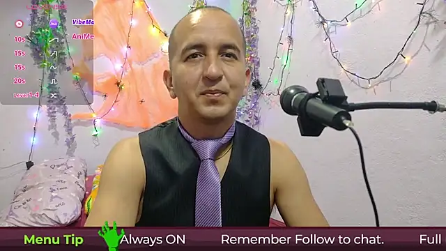 Snapshot of yazforeSolo chatting on October 12, 2025, 2:16 pm yazforeSolo online show from October 12, 2025, 2:16 pm