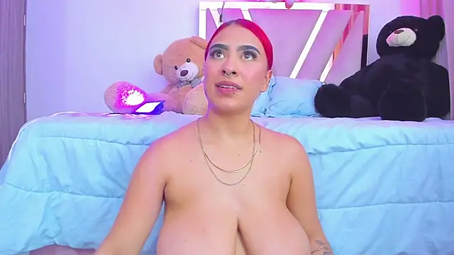 Sofia martiin online show from February 21, 2025, 8:38 pm