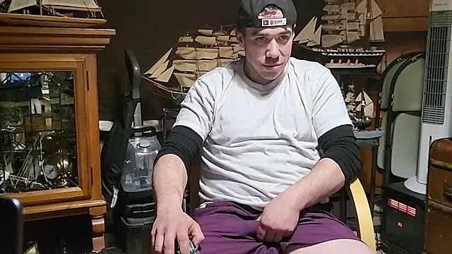 ScubaStevex online show from March 25, 2026, 10:10 am