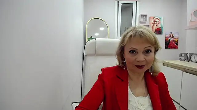 Milla Cutie18 online show from May 4, 2026, 5:14 am