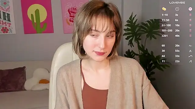 LuxRayi online show from February 14, 2026, 5:37 am