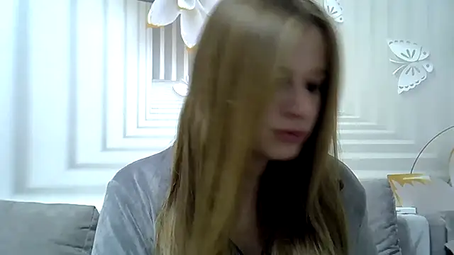 TinaFun4u online show from December 20, 2024, 9:28 pm