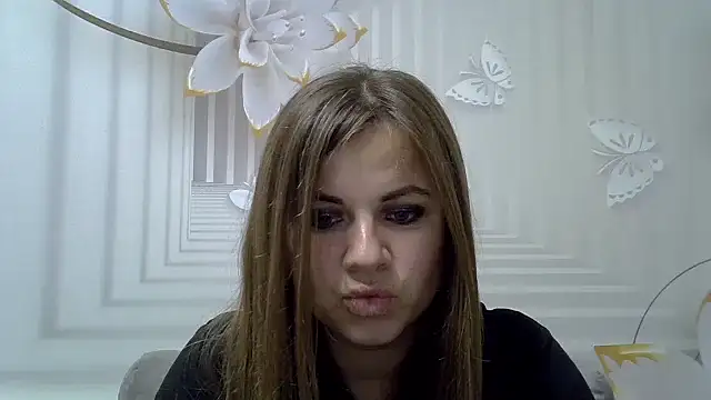 TinaFun4u online show from November 1, 2025, 8:44 pm