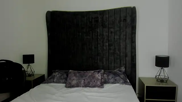 NataGarcia online show from April 2, 2026, 3:09 pm