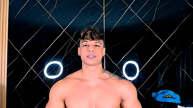 Owen Muzcle online show from October 22, 2025, 4:02 am