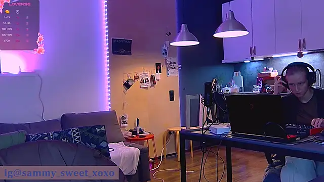 KatiKate online show from September 16, 2025, 4:41 pm