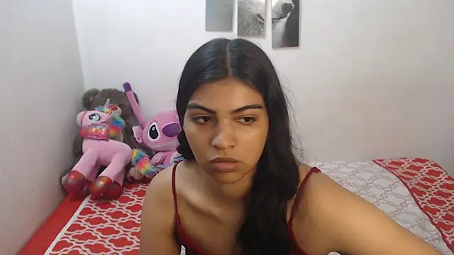 Snapshot of Pocahontas_Princess_ chatting on April 27, 2026, 1:31 pm Pocahontas Princess online show from April 27, 2026, 1:31 pm
