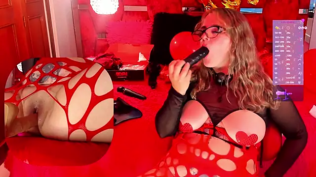 GinnaGrace online show from February 13, 2025, 6:48 pm