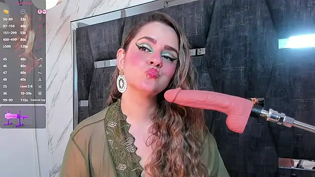 GinnaGrace online show from October 4, 2025, 1:31 pm