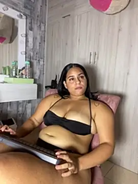 Violetrousse online show from June 11, 2026, 12:54 am