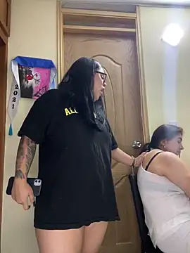 alissonfernandez  online show from March 27, 2026, 9:53 am