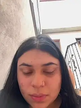 Snapshot of alissonfernandez_ chatting on June 14, 2026, 5:15 pm alissonfernandez online show from June 14, 2026, 5:15 pm