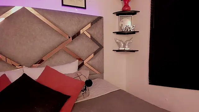 Snapshot of marian_pinzon chatting on January 25, 2025, 2:47 am marian pinzon online show from January 25, 2025, 2:47 am