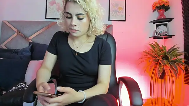 marian pinzon online show from April 16, 2026, 7:03 pm