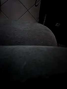 HardWolf2024 online show from December 11, 2024, 9:12 pm