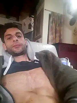 Snapshot of MrTamburine22 chatting on February 12, 2025, 12:22 pm MrTamburine22 online show from February 12, 2025, 12:22 pm