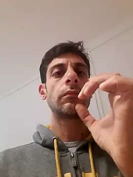 Snapshot of MrTamburine22 chatting on March 12, 2025, 3:29 pm MrTamburine22 online show from March 12, 2025, 3:29 pm