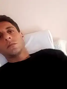 Snapshot of MrTamburine22 chatting on September 28, 2025, 1:05 pm MrTamburine22 online show from September 28, 2025, 1:05 pm