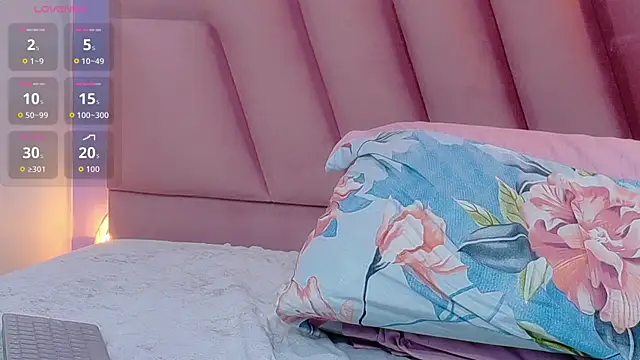 hornybarelylegalgirl online show from December 23, 2025, 12:19 am