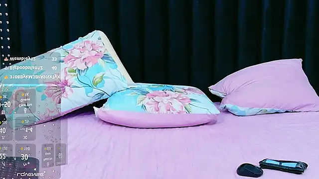 Snapshot of hornybarelylegalgirl chatting on April 4, 2026, 6:49 pm hornybarelylegalgirl online show from April 4, 2026, 6:49 pm