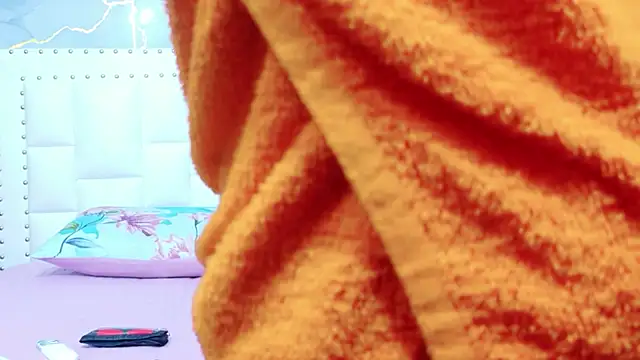 Snapshot of hornybarelylegalgirl chatting on April 12, 2026, 11:59 am hornybarelylegalgirl online show from April 12, 2026, 11:59 am