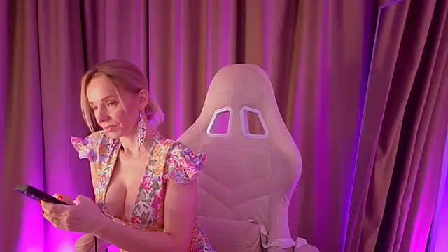 Snapshot of bubbling_crush chatting on February 16, 2025, 1:25 am bubbling crush online show from February 16, 2025, 1:25 am