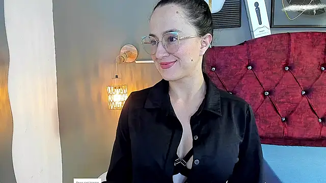 angela nix online show from June 4, 2026, 3:29 pm