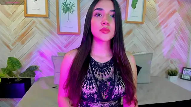 Snapshot of AniiRose chatting on January 6, 2025, 9:54 pm AniiRose online show from January 6, 2025, 9:54 pm