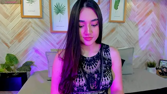 Snapshot of AniiRose chatting on January 7, 2025, 12:55 am AniiRose online show from January 7, 2025, 12:55 am