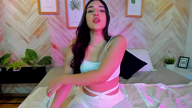 Snapshot of AniiRose chatting on January 8, 2025, 1:00 am AniiRose online show from January 8, 2025, 1:00 am