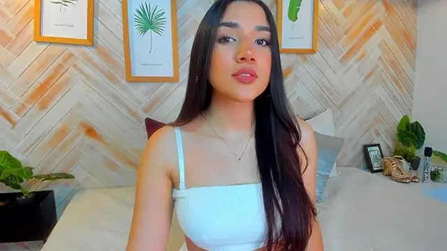 Snapshot of AniiRose chatting on February 18, 2025, 10:25 pm AniiRose online show from February 18, 2025, 10:25 pm