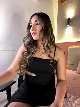 Snapshot of AniiRose chatting on September 19, 2025, 1:07 am AniiRose online show from September 19, 2025, 1:07 am