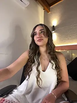 Snapshot of AniiRose chatting on October 3, 2025, 2:41 am AniiRose online show from October 3, 2025, 2:41 am