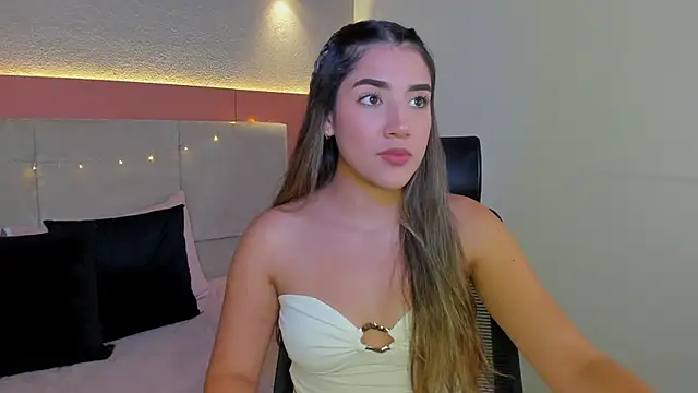 Snapshot of AniiRose chatting on November 27, 2025, 1:07 am AniiRose online show from November 27, 2025, 1:07 am