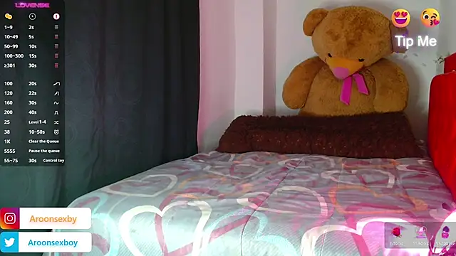 Aroonpapisex online show from October 20, 2025, 1:39 am