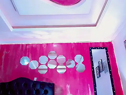 Snapshot of TiffanyMackensyy chatting on September 11, 2025, 3:06 am TiffanyMackensyy online show from September 11, 2025, 3:06 am