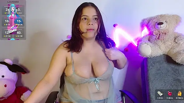 sophia cute1 1 online show from September 21, 2025, 12:18 pm