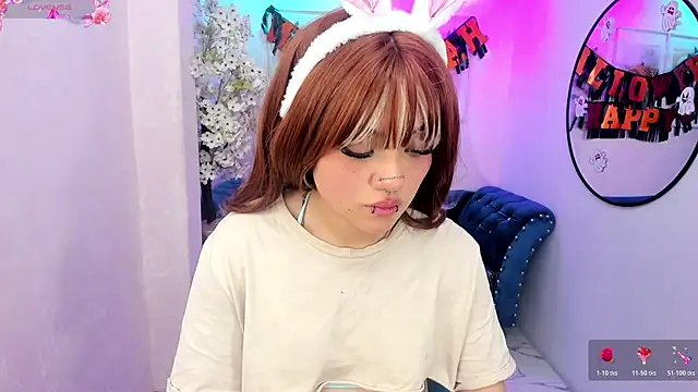 Theia moon online show from October 30, 2025, 2:46 am