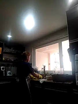 Snapshot of MARYQUANT chatting on October 1, 2025, 6:14 pm MARYQUANT online show from October 1, 2025, 6:14 pm