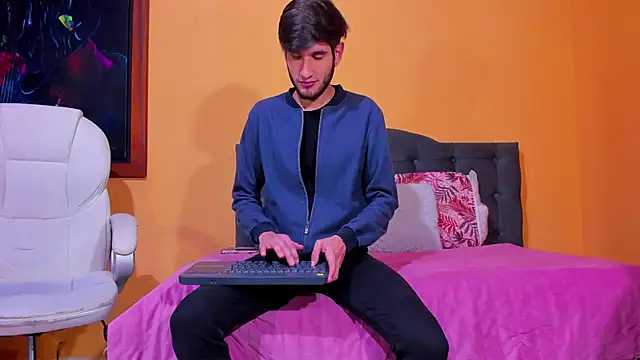 Thhiago tay online show from December 7, 2024, 12:56 pm