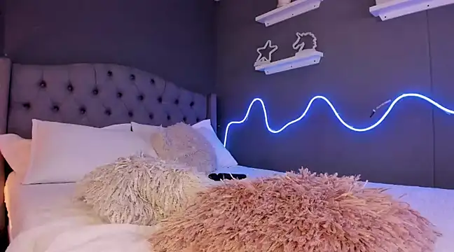 MadyLust online show from January 25, 2025, 2:47 am