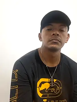 thegirlhot34 online show from April 12, 2026, 7:35 am